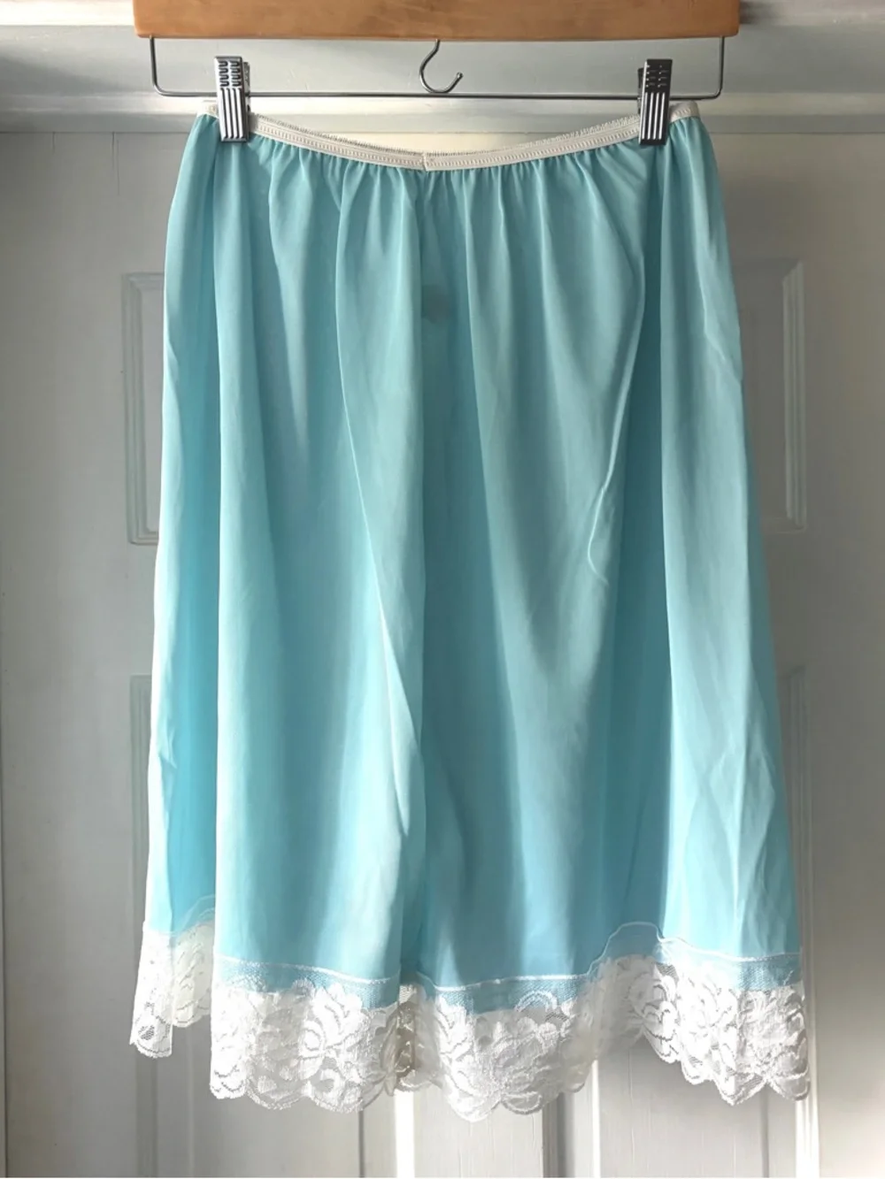 Vintage Sky Blue Lace Trim Half Slip Size XL - Picture 7 of 11